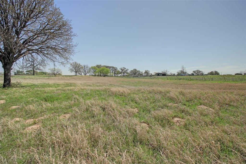 ACRES: 1.000 ABST: 2156 SURVEY: PIERCE D E TR: BLK - Residential