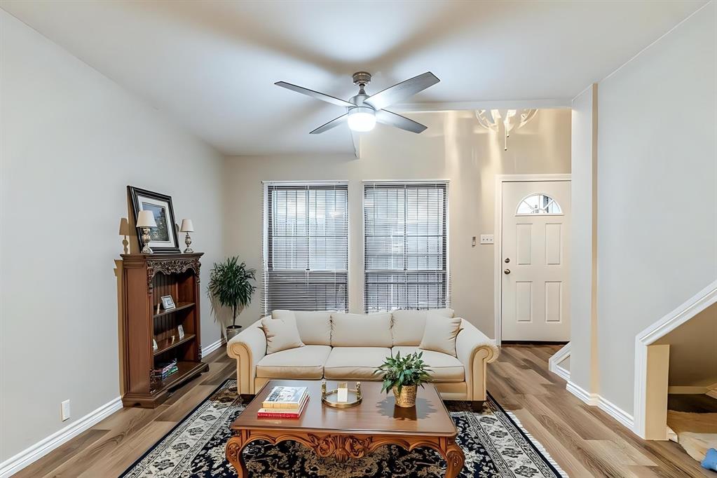 Welcome to your beautifully updated condo in a prime Dallas location! This charming 1-bedroom, 1-bathroom unit has been fully renovated and is truly move-in ready. Enjoy a freshly painted interior, brand-new flooring throughout—with luxurious vinyl plank flooring in the main living area and cozy carpet upstairs.

The staircase has been tastefully updated, and there's even a custom-built pet nook under the stairs—perfect for your dog or favorite furry friend!

Situated just minutes from downtown Dallas and the vibrant Bishop Arts District, you'll have easy access to shopping, dining, and entertainment.

Don't miss out on this stylish and conveniently located gem!