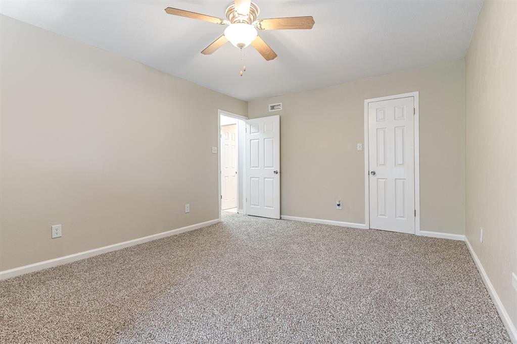 Condo Country creek - Residential