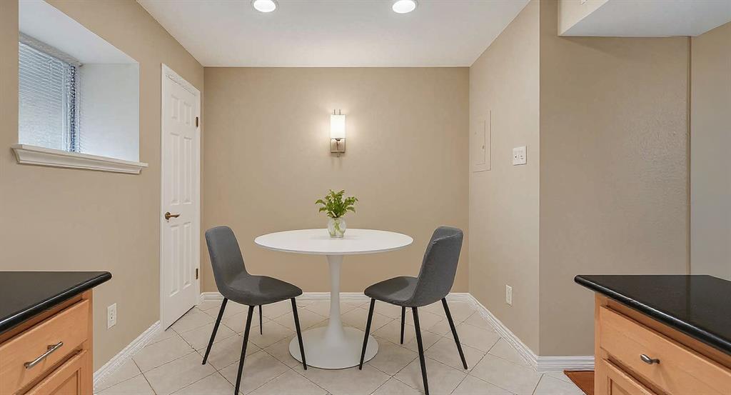 Quail Run Condo - Residential