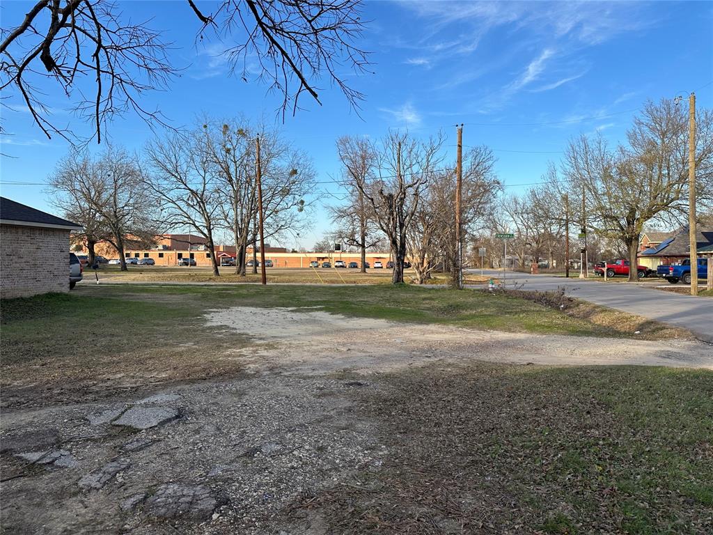 City lot ready to build.