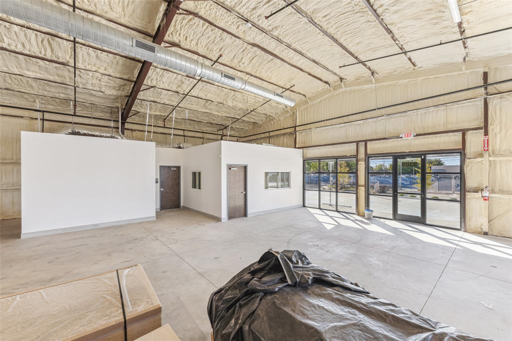 Toler Bus Park 02 - Commercial Sale