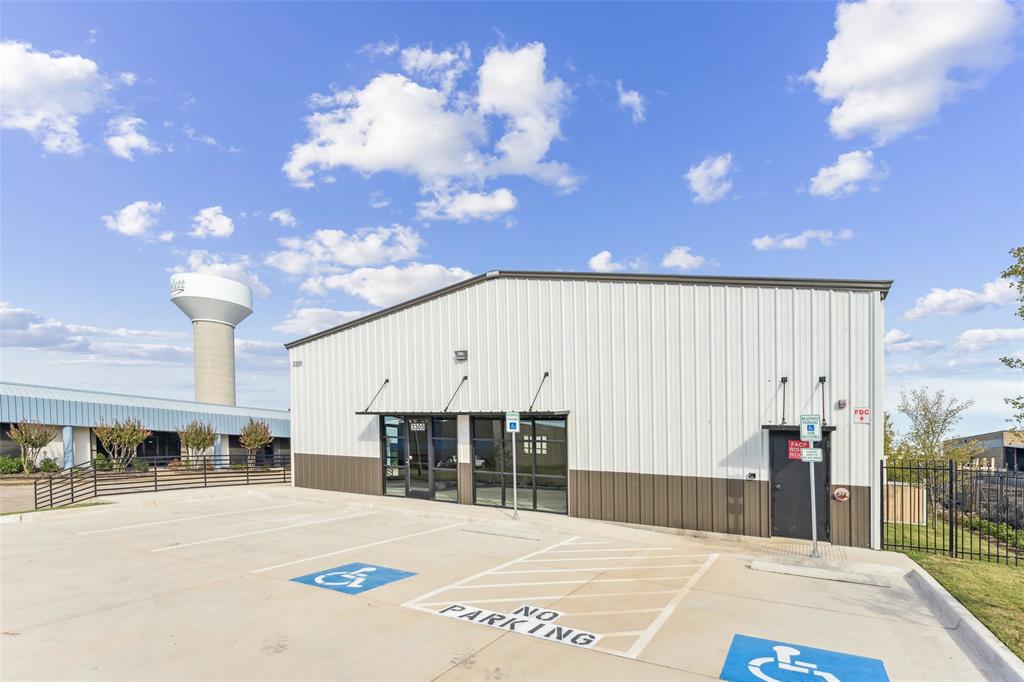 Toler Bus Park 02 - Commercial Sale