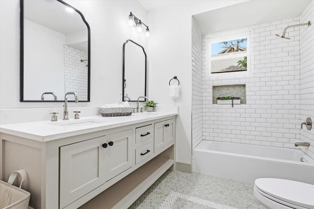 Junius Heights - Residential