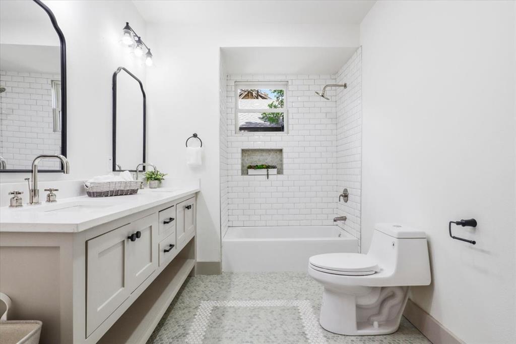 Junius Heights - Residential