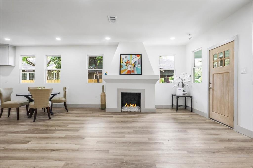 Junius Heights - Residential