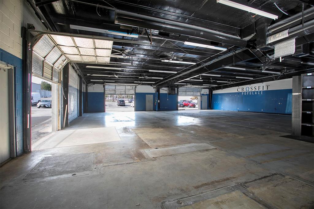 FENTON MOTORS ADDN - Commercial Lease