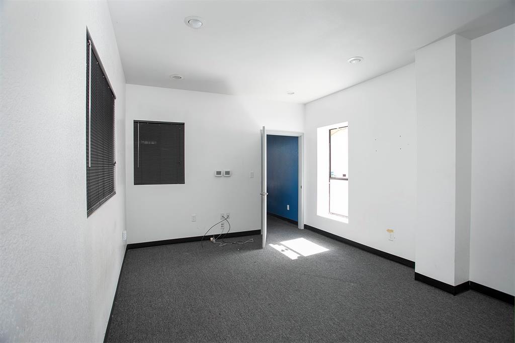 FENTON MOTORS ADDN - Commercial Lease