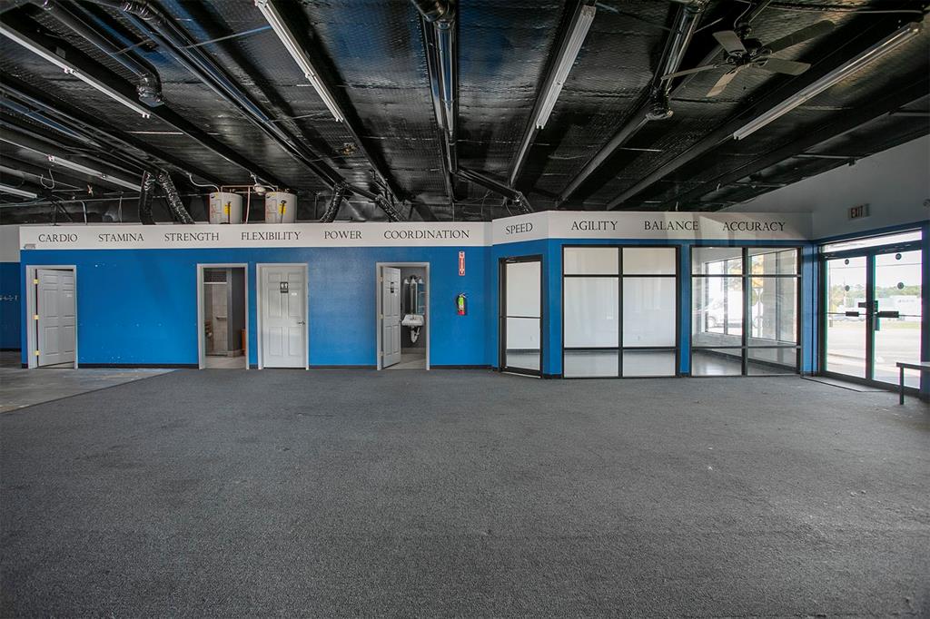 FENTON MOTORS ADDN - Commercial Lease