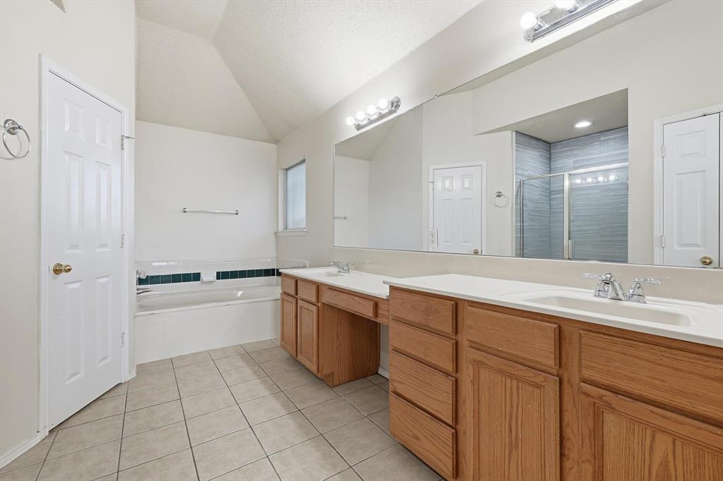 Huntington Village Ph III Add - Residential