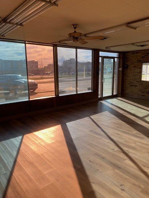 Downtown - Commercial Sale
