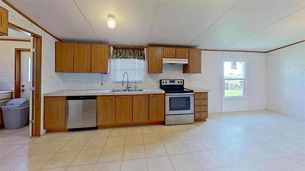 QUAIL CHAS - Residential