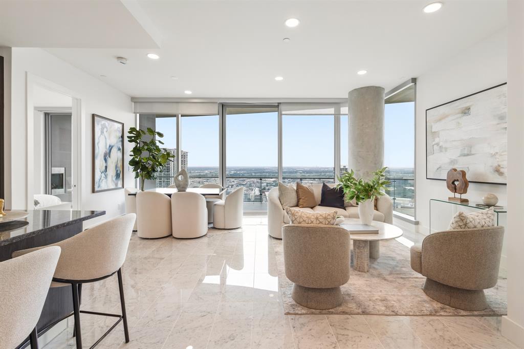 BLEU CIEL CONDO - Residential