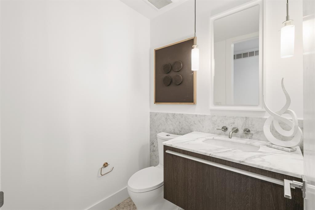 BLEU CIEL CONDO - Residential
