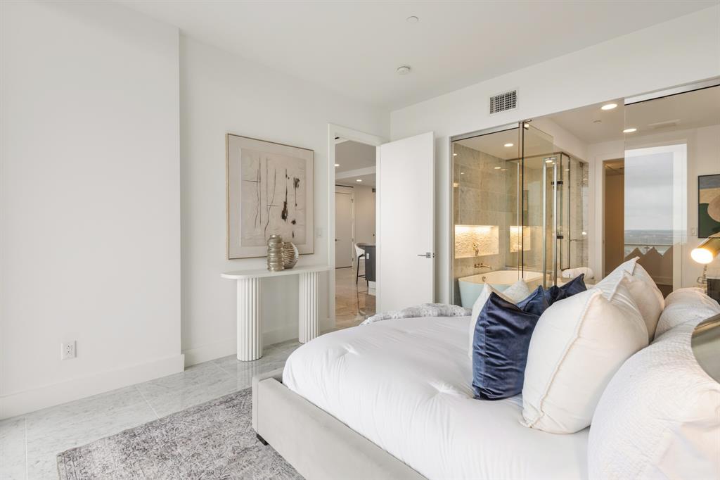 BLEU CIEL CONDO - Residential