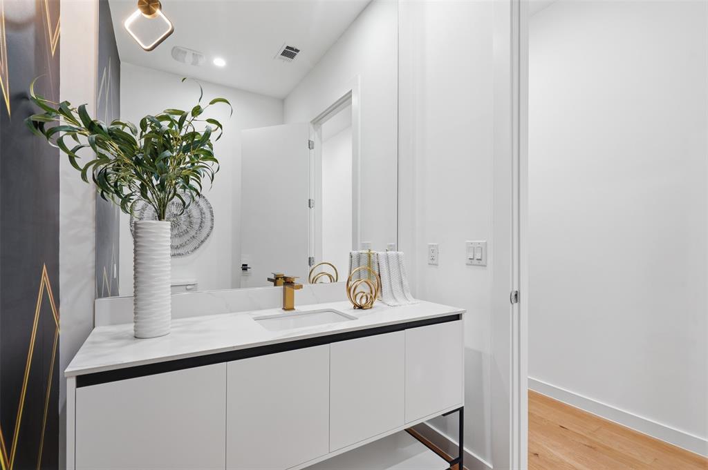 Clifton Place No 2 - Residential