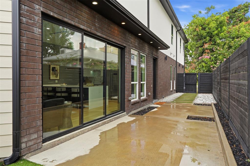 Clifton Place No 2 - Residential