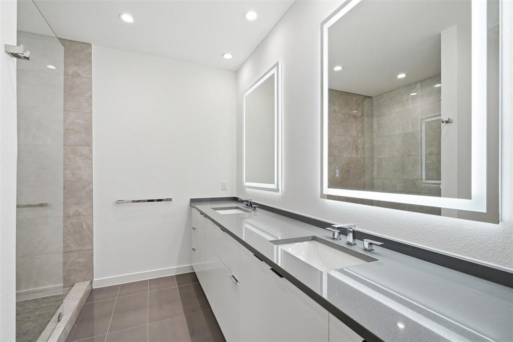 Clifton Place No 2 - Residential