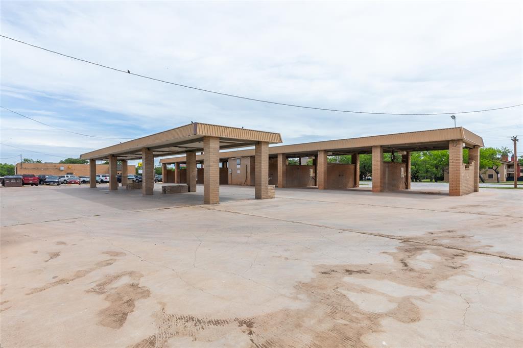 Radford Hills - Commercial Sale