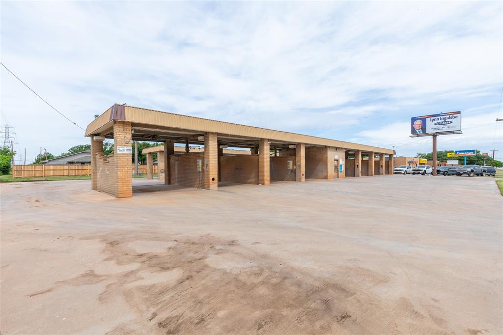 Radford Hills - Commercial Sale