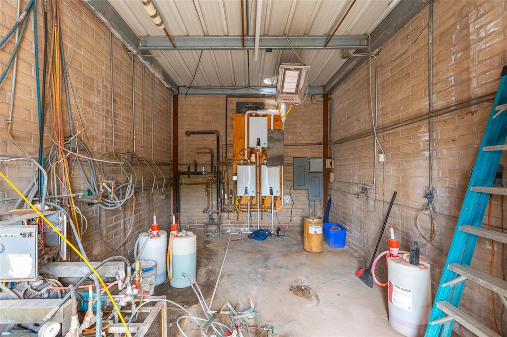 Radford Hills - Commercial Sale