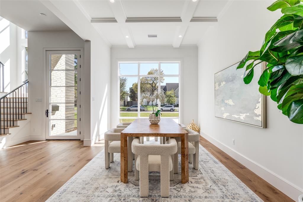 INWOOD ROAD ESTATES - Residential