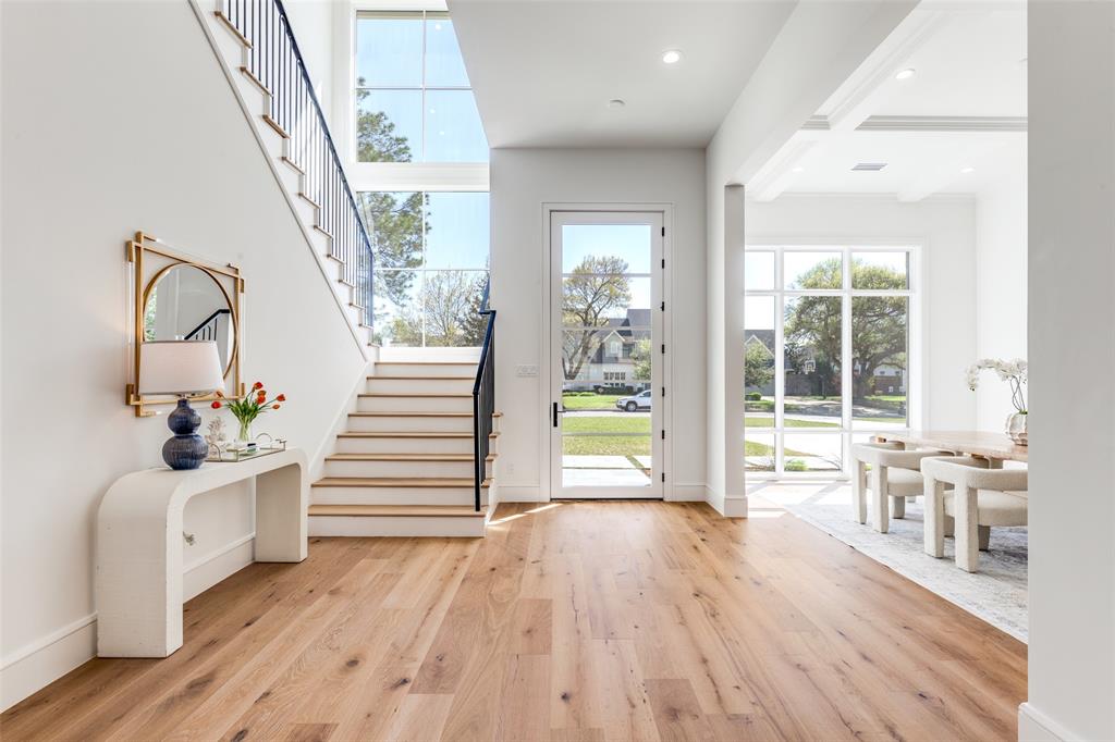 INWOOD ROAD ESTATES - Residential