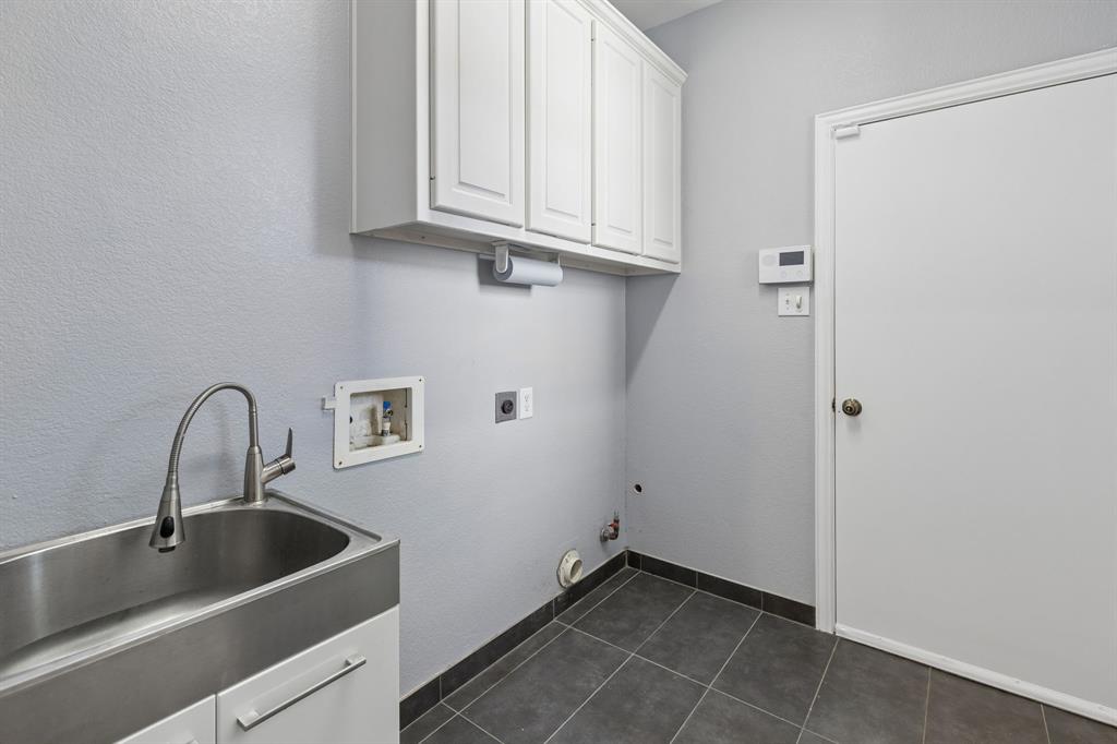 Village Of Eldorado Ph V - Residential
