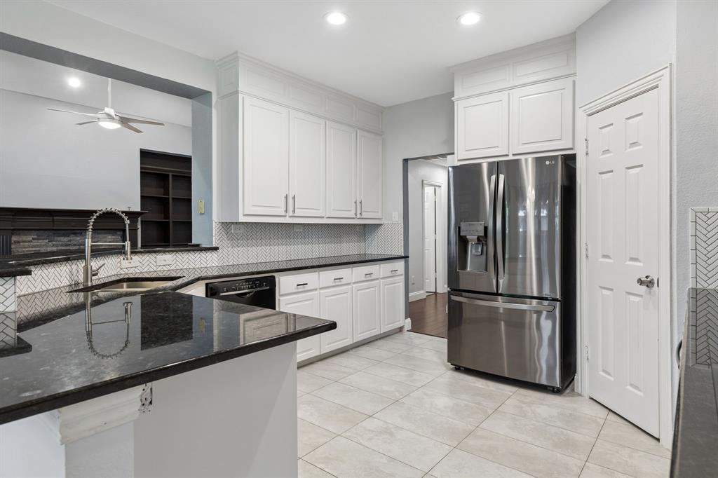 Village Of Eldorado Ph V - Residential