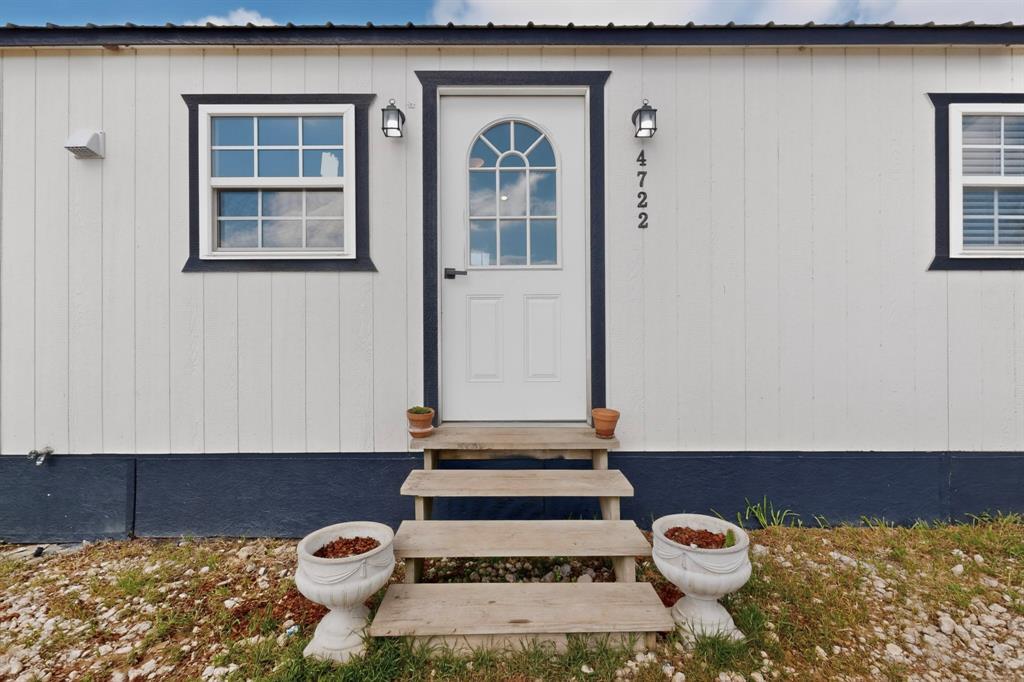 None (Acreage Tract) - Residential