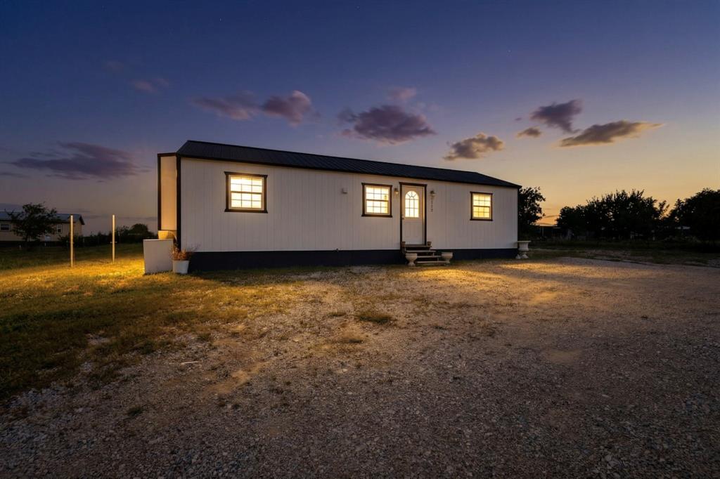 None (Acreage Tract) - Residential