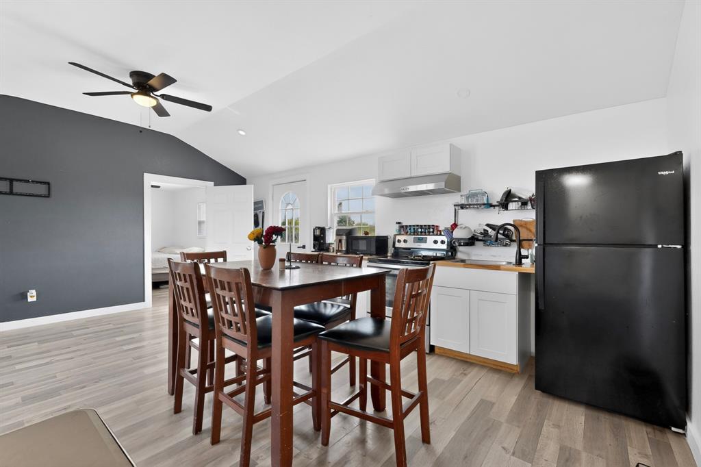 None (Acreage Tract) - Residential