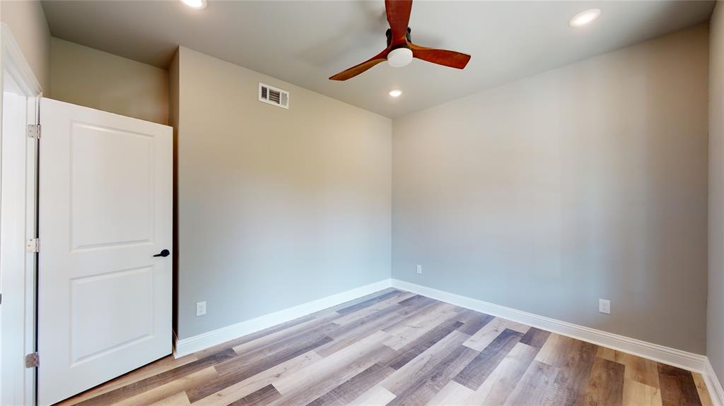Ridgeview Court Estates Rep - Residential Lease