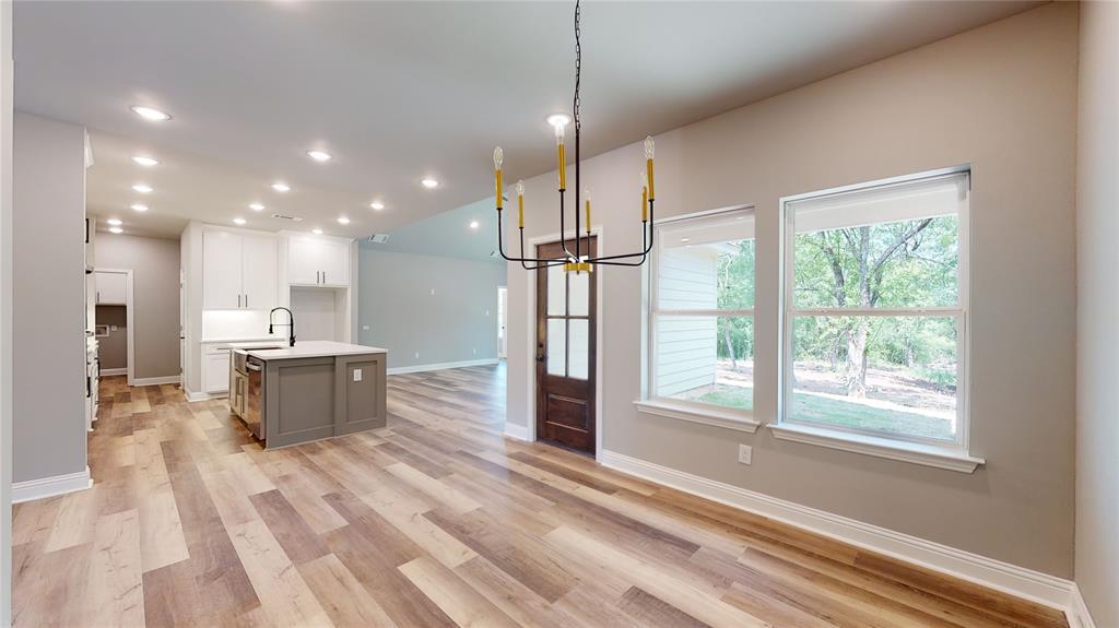 Ridgeview Court Estates Rep - Residential Lease