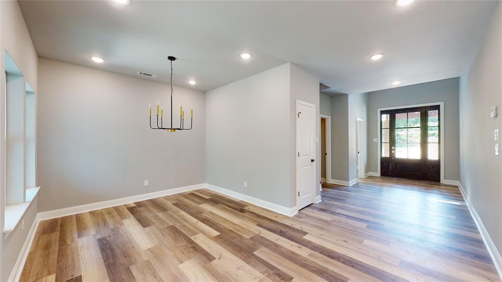 Ridgeview Court Estates Rep - Residential Lease
