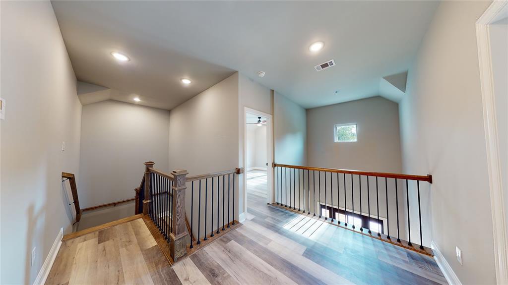 Ridgeview Court Estates Rep - Residential Lease