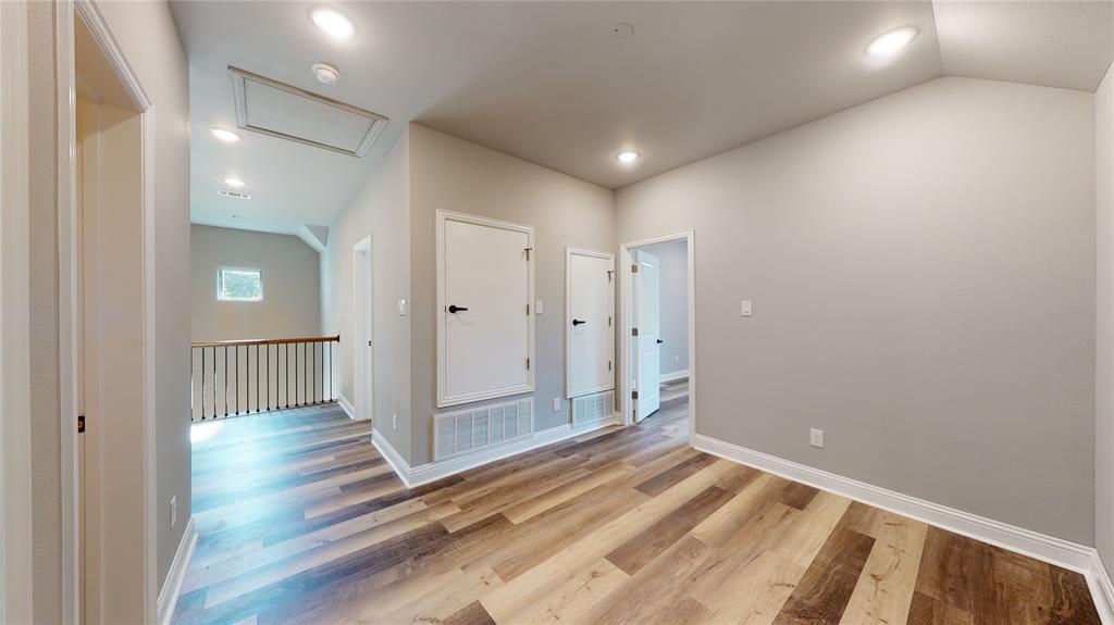 Ridgeview Court Estates Rep - Residential Lease