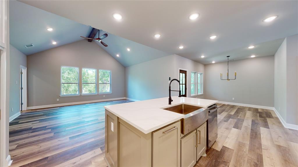 Ridgeview Court Estates Rep - Residential Lease