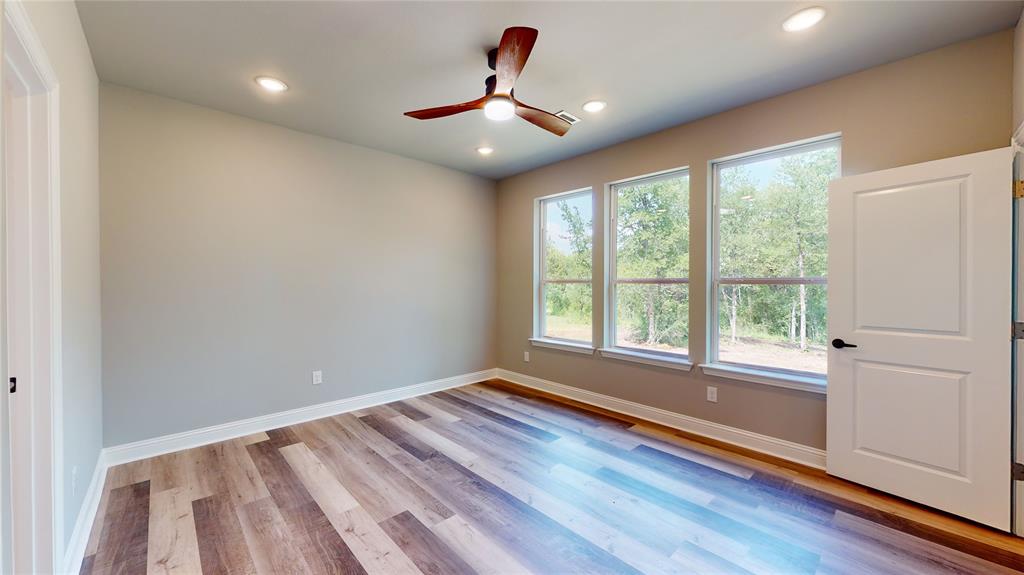 Ridgeview Court Estates Rep - Residential Lease