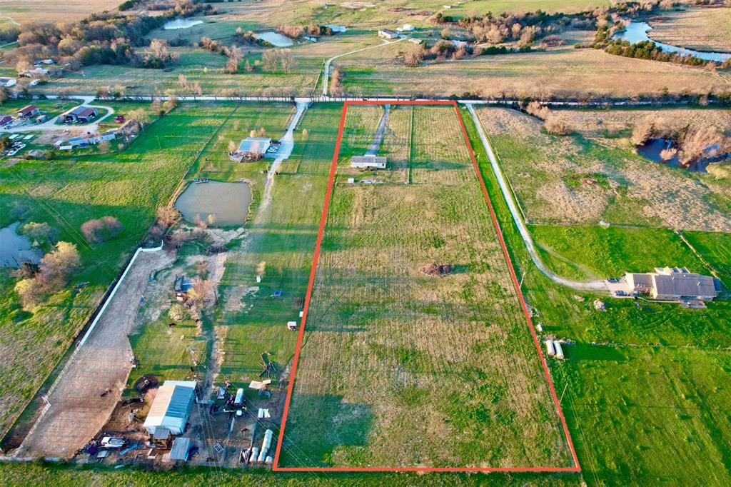 Approx 5 acre tract in the highly sought after Callisburg ISD with water, electric and septic already on site! This spacious property offers plenty of room to get away from the hustle and bustle but still close enough to enjoy the amenities of town. Existing mobile home could use some TLC or it can be removed, offering a blank canvas for that dream home you've been wanting to build. Bring your animals and your ideas and turn that dream into a reality! Call your favorite Realtor today for a private showing and make this one yours!
