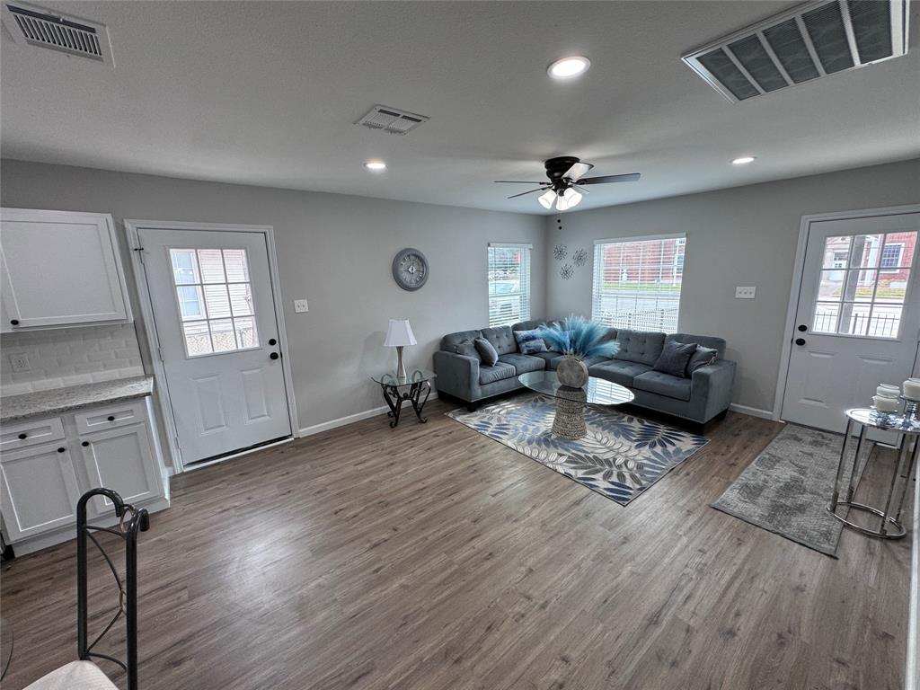 Mount Auburn - Residential