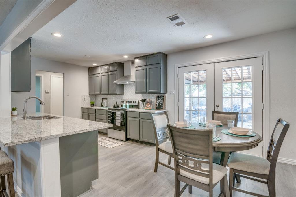 Country Club Estates - Residential