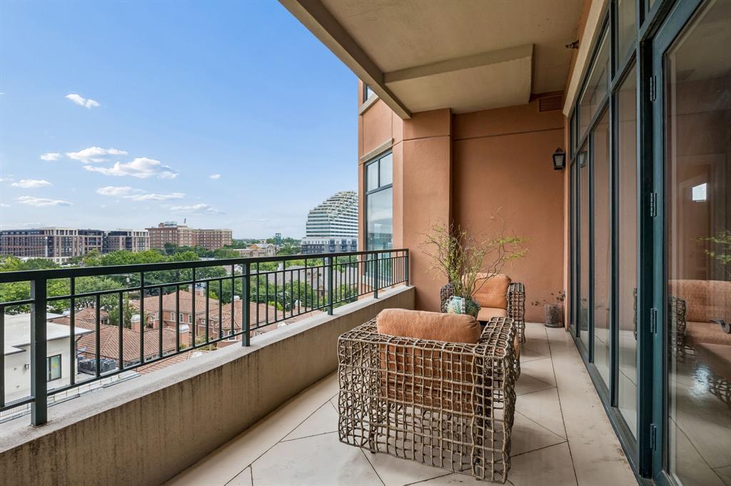 PLAZA AT TURTLE CREEK RES PH 2 - Residential