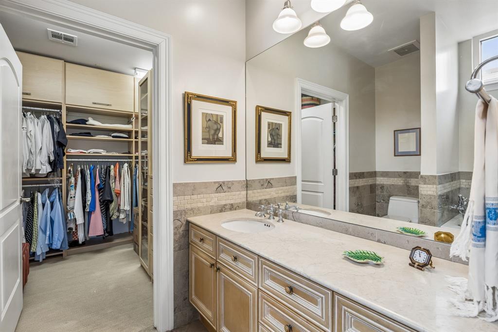 PLAZA AT TURTLE CREEK RES PH 2 - Residential