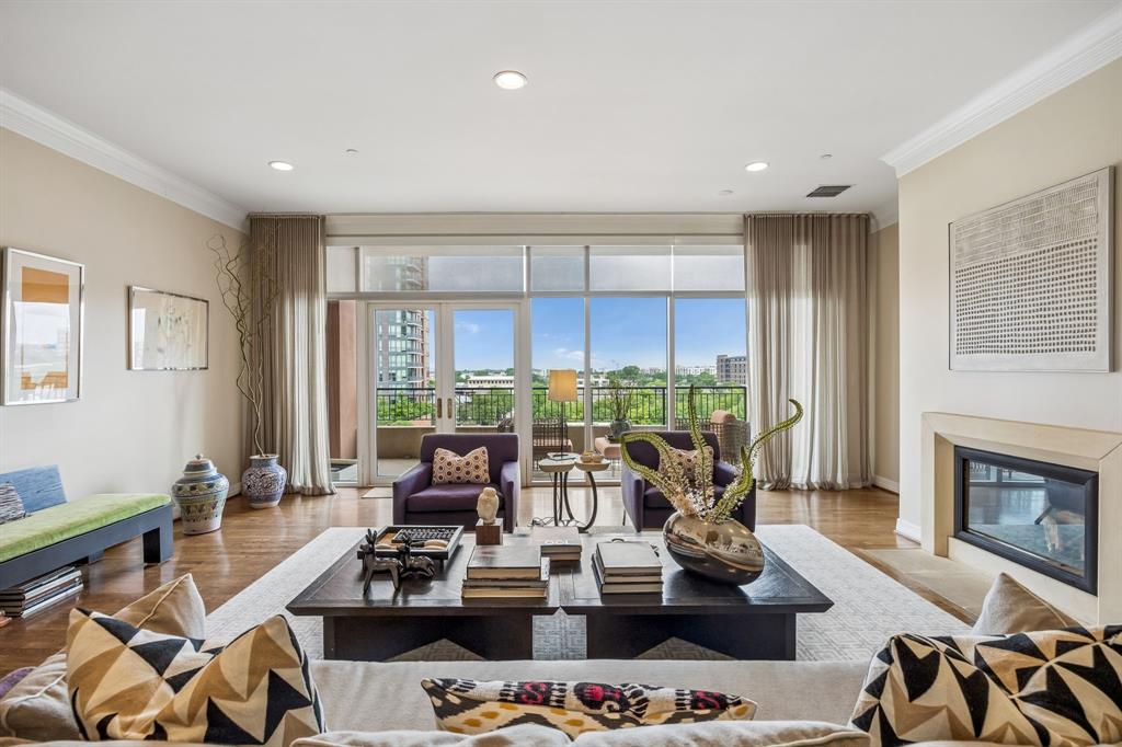 PLAZA AT TURTLE CREEK RES PH 2 - Residential