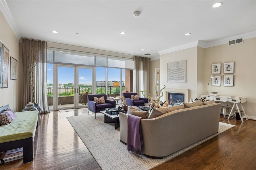 PLAZA AT TURTLE CREEK RES PH 2 - Residential