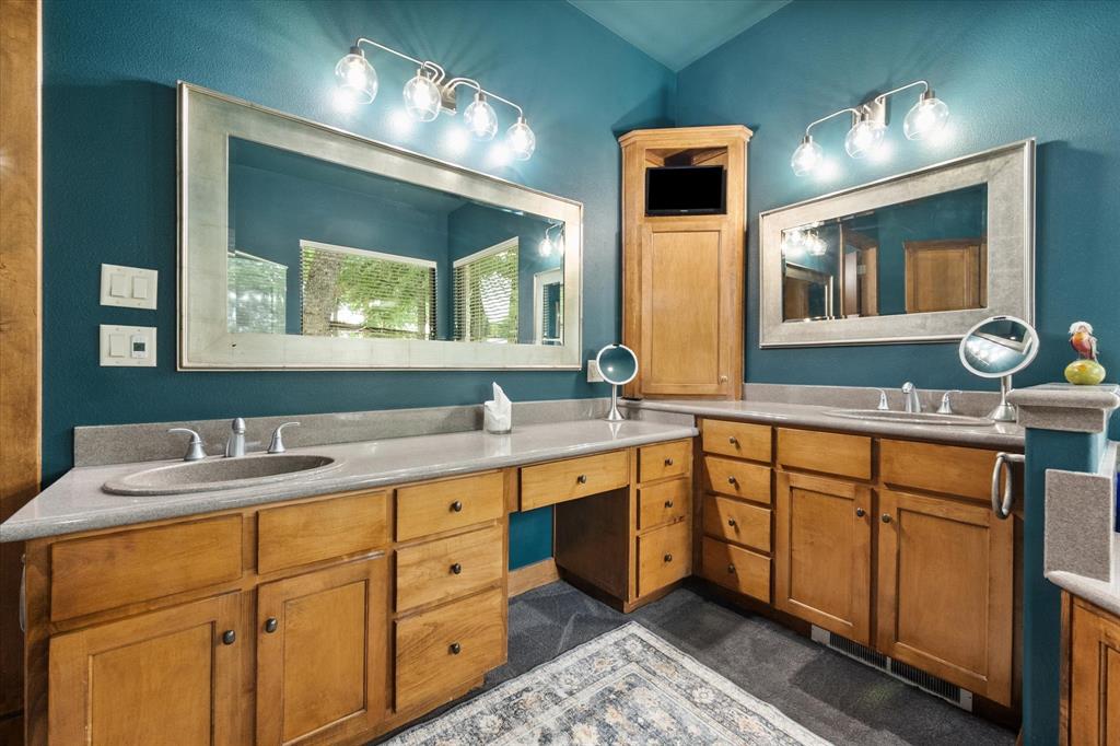 Estates of Creekwood - Residential