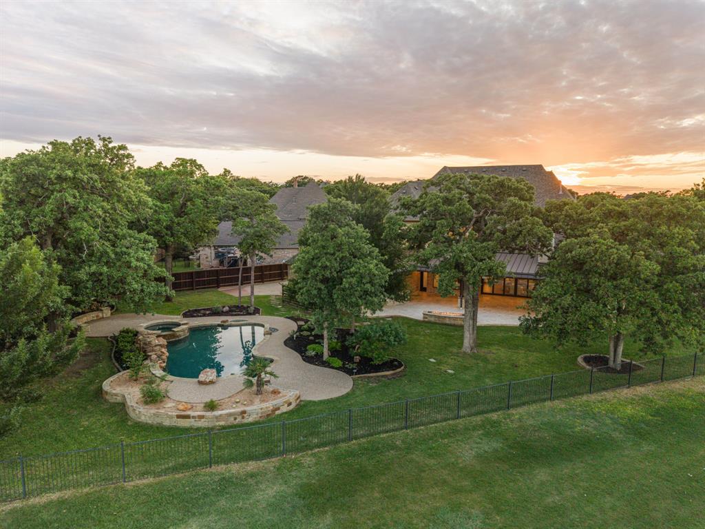 The Knoll - Residential