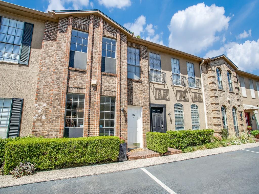 Tall Tree Condo - Residential
