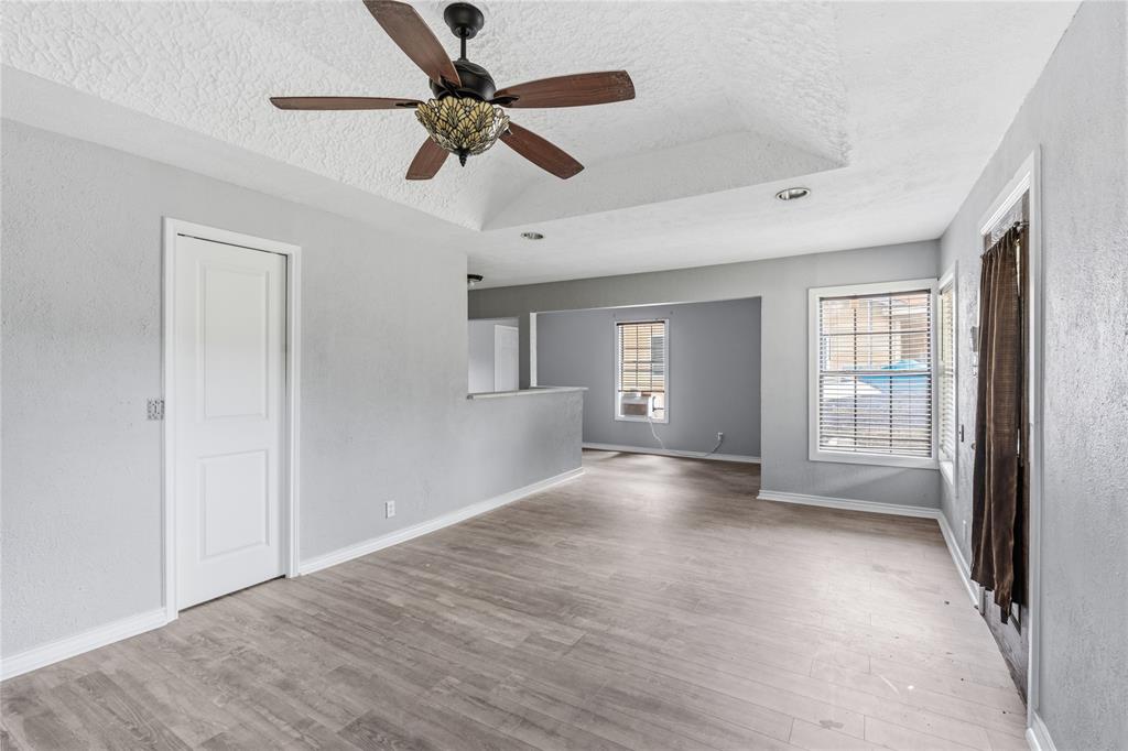 Bluebonnet Lawn - Residential